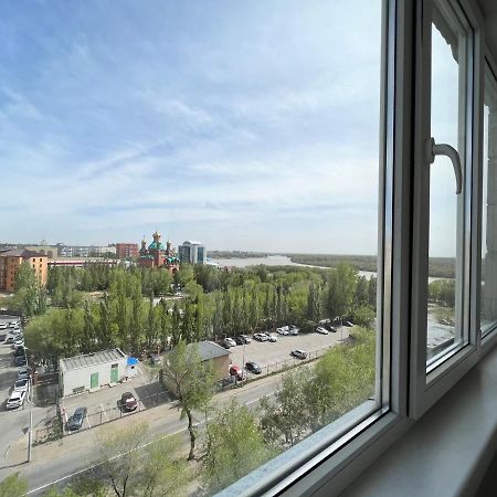 Luxury Apartments Παβλοντάρ Εξωτερικό φωτογραφία