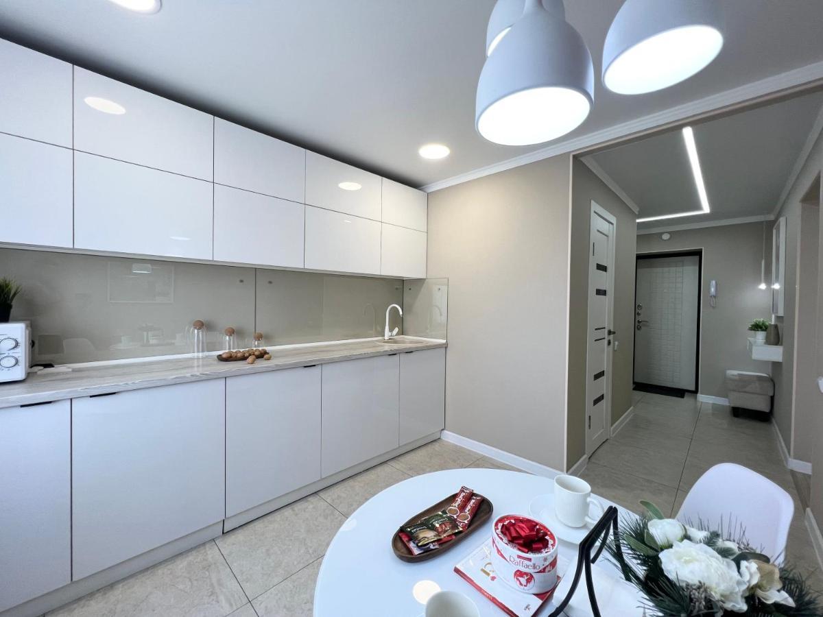 Luxury Apartments Παβλοντάρ Εξωτερικό φωτογραφία